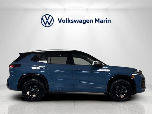 New 2026 Volkswagen Tiguan SE R-Line image 6