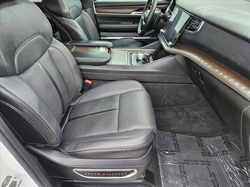 Used 2024 Jeep Grand Wagoneer Series I w/ HD Trailer Tow Package image 19