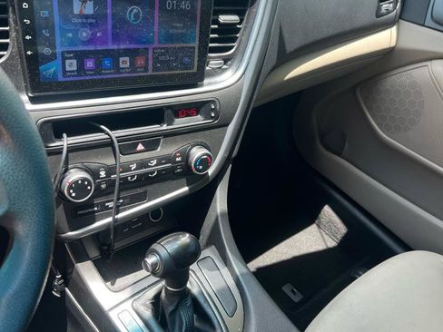 Used 2015 Kia Optima LX FWD image 11