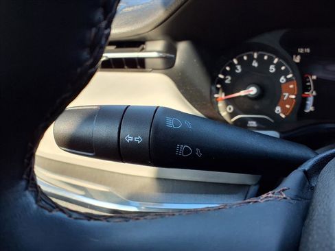 Used 2022 Jeep Compass Limited image 29