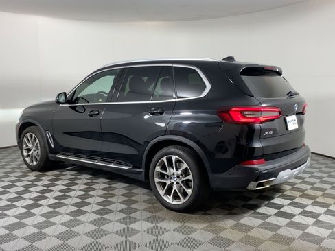 Used 2023 BMW X5 sDrive40i w/ Premium Package image 3