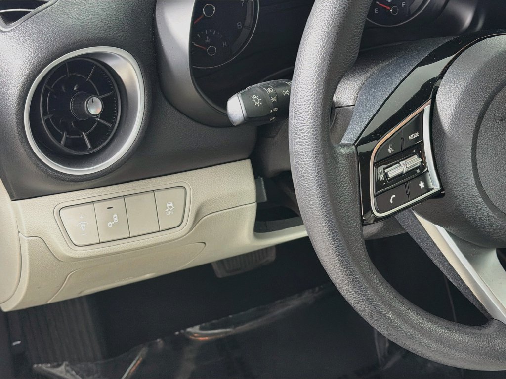 Certified 2023 Kia Forte LXS w/ LXS Technology Package FWD image 10