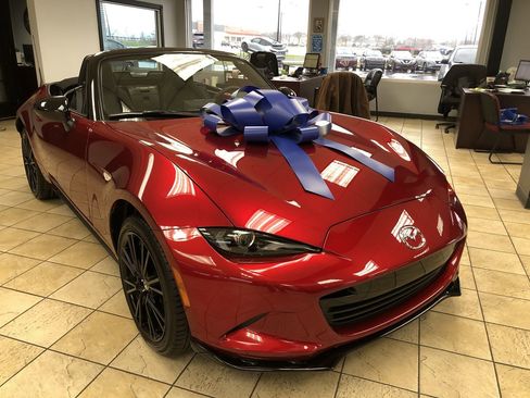 Used 2025 MAZDA MX-5 Miata Club image 7