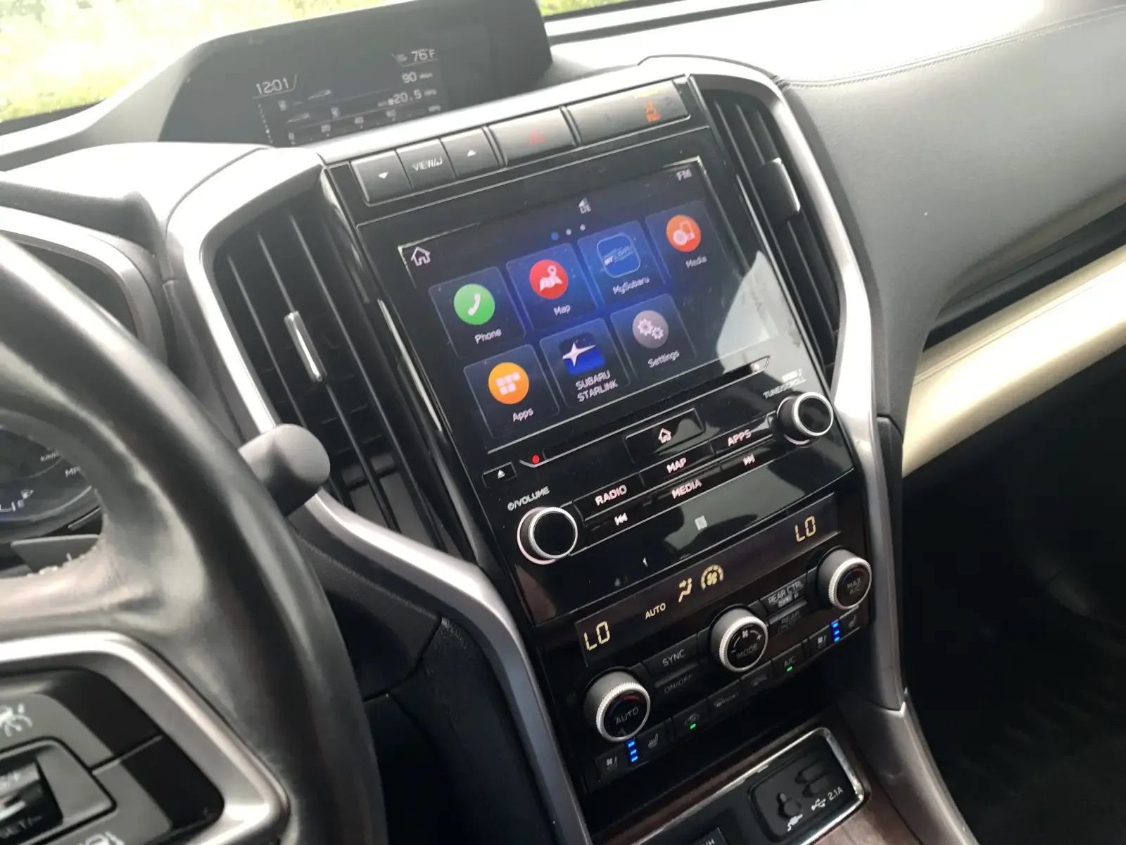 Used 2019 Subaru Ascent Touring w/ Popular Package #3 AWD/4WD image 17