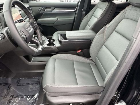 New 2026 GMC Terrain AT4 image 19