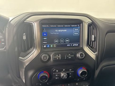 Used 2022 Chevrolet Silverado 1500 LT w/ Safety Package AWD/4WD image 6