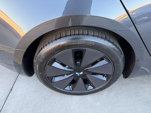 Used 2024 Tesla Model 3 image 15