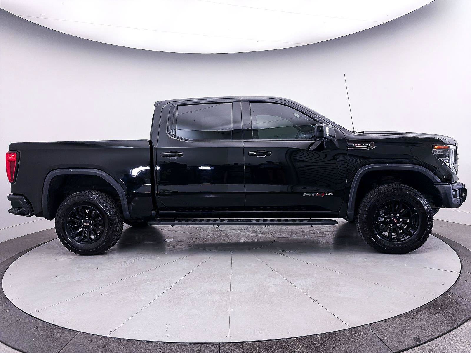 Used 2023 GMC Sierra 1500 AT4X AWD/4WD image 46