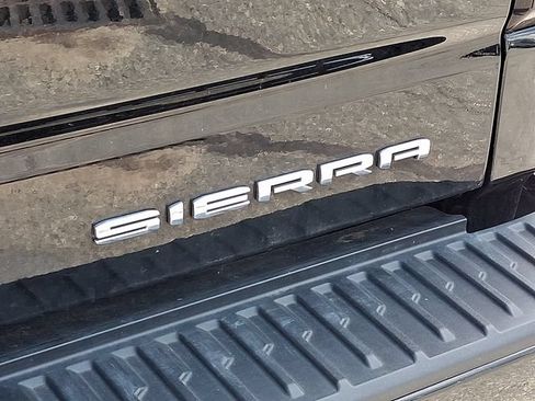 Used 2024 GMC Sierra 1500 Denali w/ Technology Package AWD/4WD image 22