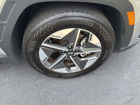 Used 2025 Hyundai Tucson SEL FWD image 40