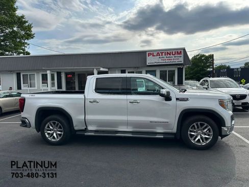 Used 2022 GMC Sierra 1500 SLT w/ SLT Premium Package AWD/4WD image 2