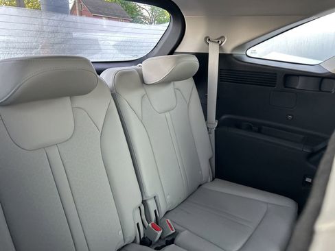 Used 2023 Kia Sorento SX AWD/4WD image 12