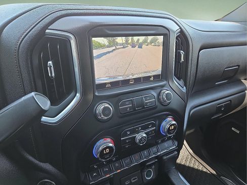 Used 2021 GMC Sierra 1500 AT4 AWD/4WD image 17