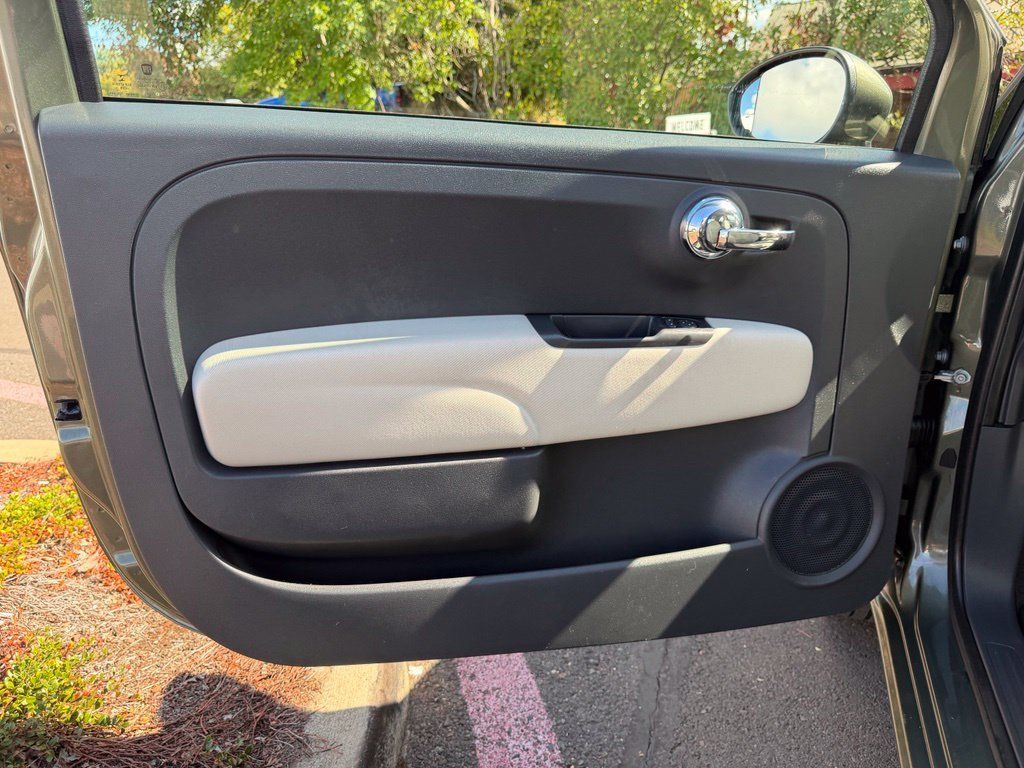 Used 2019 FIAT 500 Pop FWD image 11