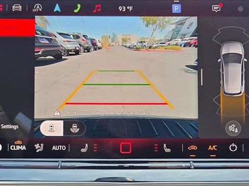 New 2025 Volkswagen Golf SE image 13