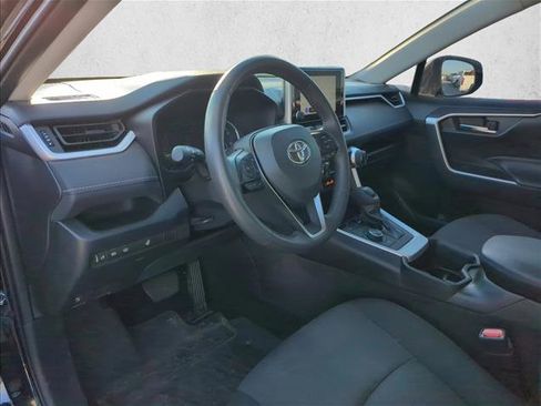 Used 2024 Toyota RAV4 Hybrid Woodland image 11