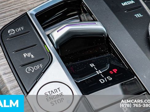 Used 2025 BMW 330i Sedan image 45