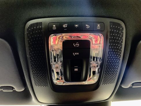 Used 2025 Mercedes-Benz CLA 250 4MATIC image 26