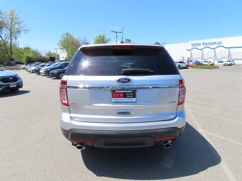 Used 2013 Ford Explorer XLT AWD/4WD image 5