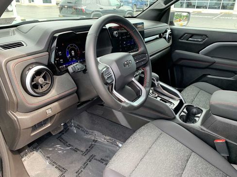 Certified 2025 Chevrolet Colorado Z71 AWD/4WD image 10