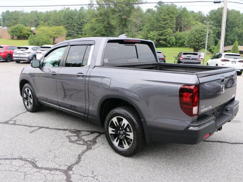 Used 2020 Honda Ridgeline RTL image 3