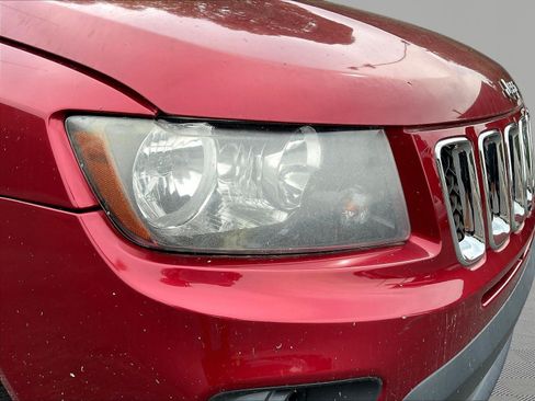 Used 2014 Jeep Compass Sport w/ Power Value Group FWD image 30
