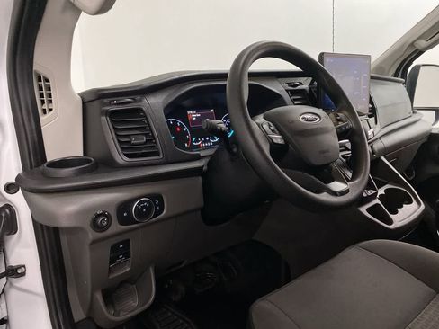 Used 2023 Ford Transit 350 XLT image 2