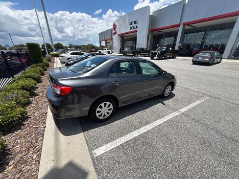 Used 2011 Toyota Corolla LE FWD image 4