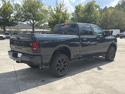 Used 2026 RAM 2500 Big Horn AWD/4WD image 7
