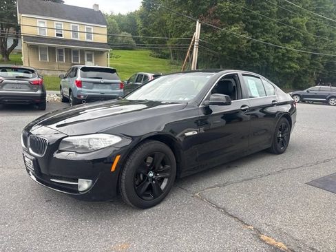 Used 2013 BMW 528i xDrive Sedan AWD/4WD image 3