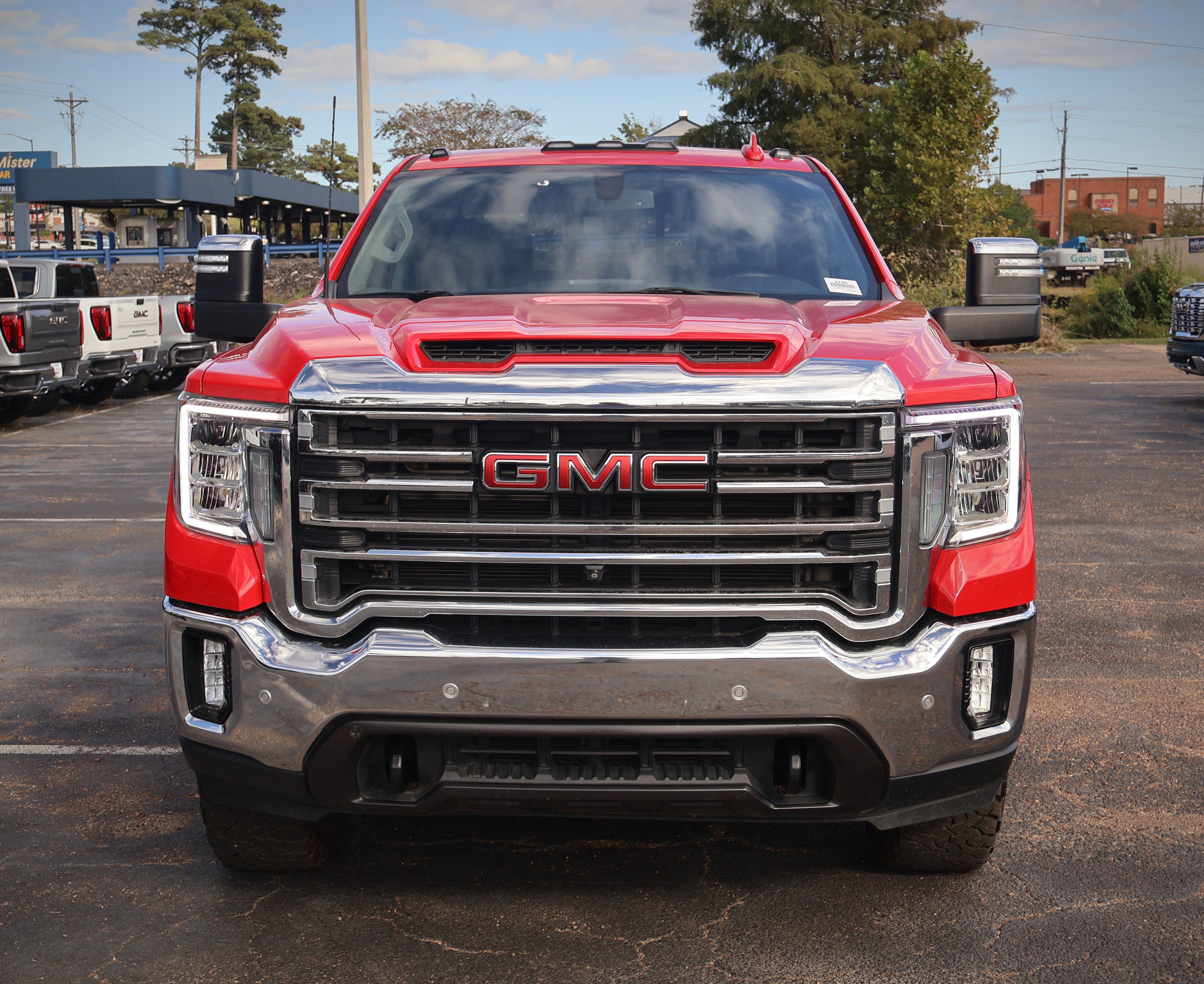 Used 2021 GMC Sierra 2500 SLT w/ SLT Premium Package AWD/4WD image 2