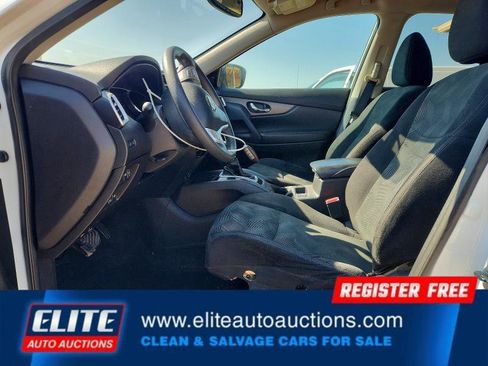 Used 2015 Nissan Rogue SV w/ SV Premium Package image 14