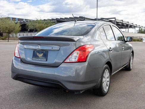 Used 2018 Nissan Versa S Plus image 6