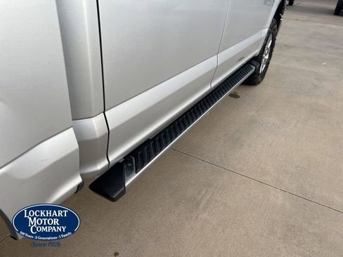 Used 2019 Ford F150 XLT w/ Equipment Group 302A Luxury AWD/4WD image 22