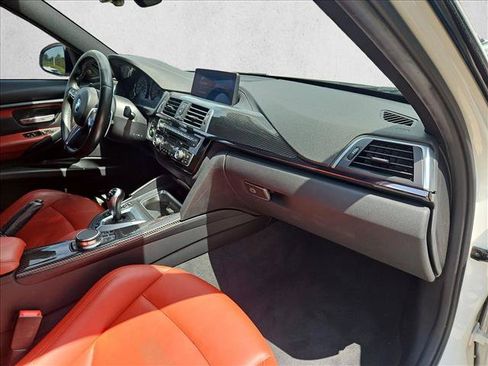 Used 2018 BMW M3 RWD image 20