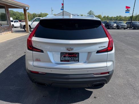 Used 2019 Cadillac XT4 Luxury w/ Cold Weather Package AWD/4WD image 5