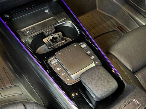 Certified 2021 Mercedes-Benz GLA 250 4MATIC image 33