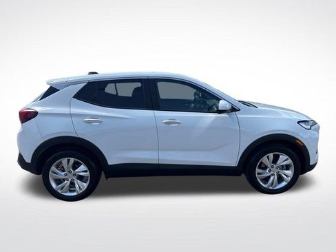 Used 2025 Buick Encore GX Preferred FWD image 13