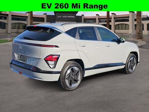 Used 2025 Hyundai Kona Limited image 8