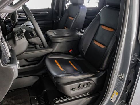 Used 2024 GMC Sierra 2500 AT4 w/ AT4 Premium Plus Package image 28