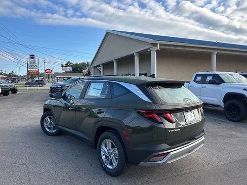 New 2026 Hyundai Tucson SE image 6