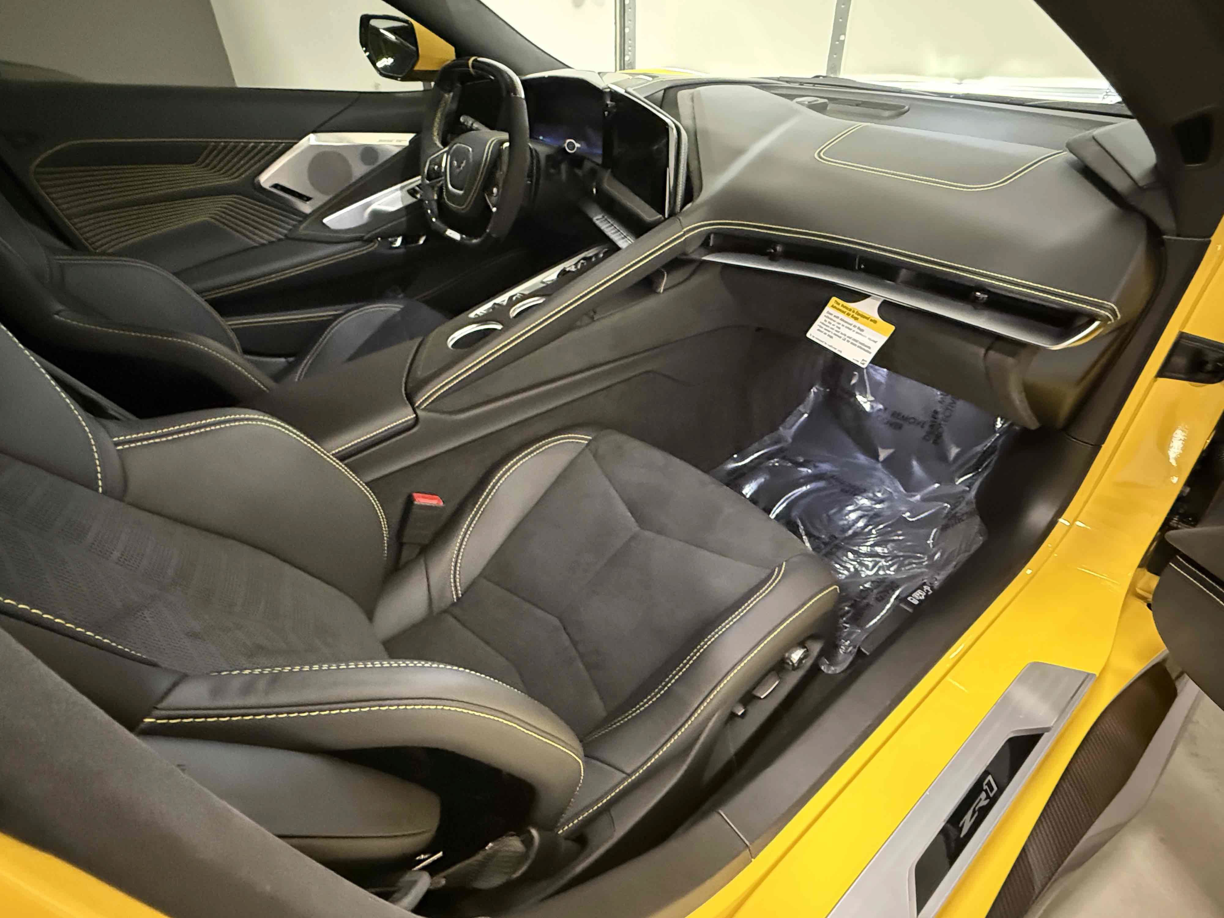Used 2026 Chevrolet Corvette ZR1 w/ ZR1 Carbon Fiber Aero Package RWD image 19