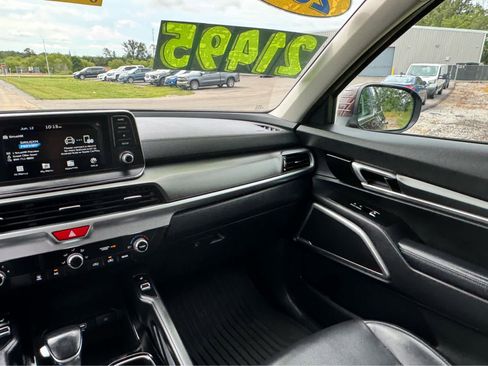 Used 2021 Kia Telluride S AWD/4WD image 18