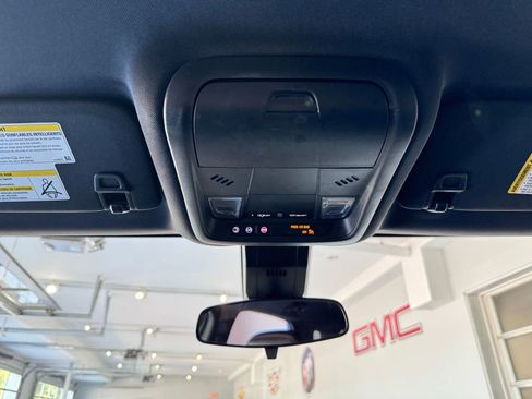 Certified 2024 Chevrolet Equinox RS image 25