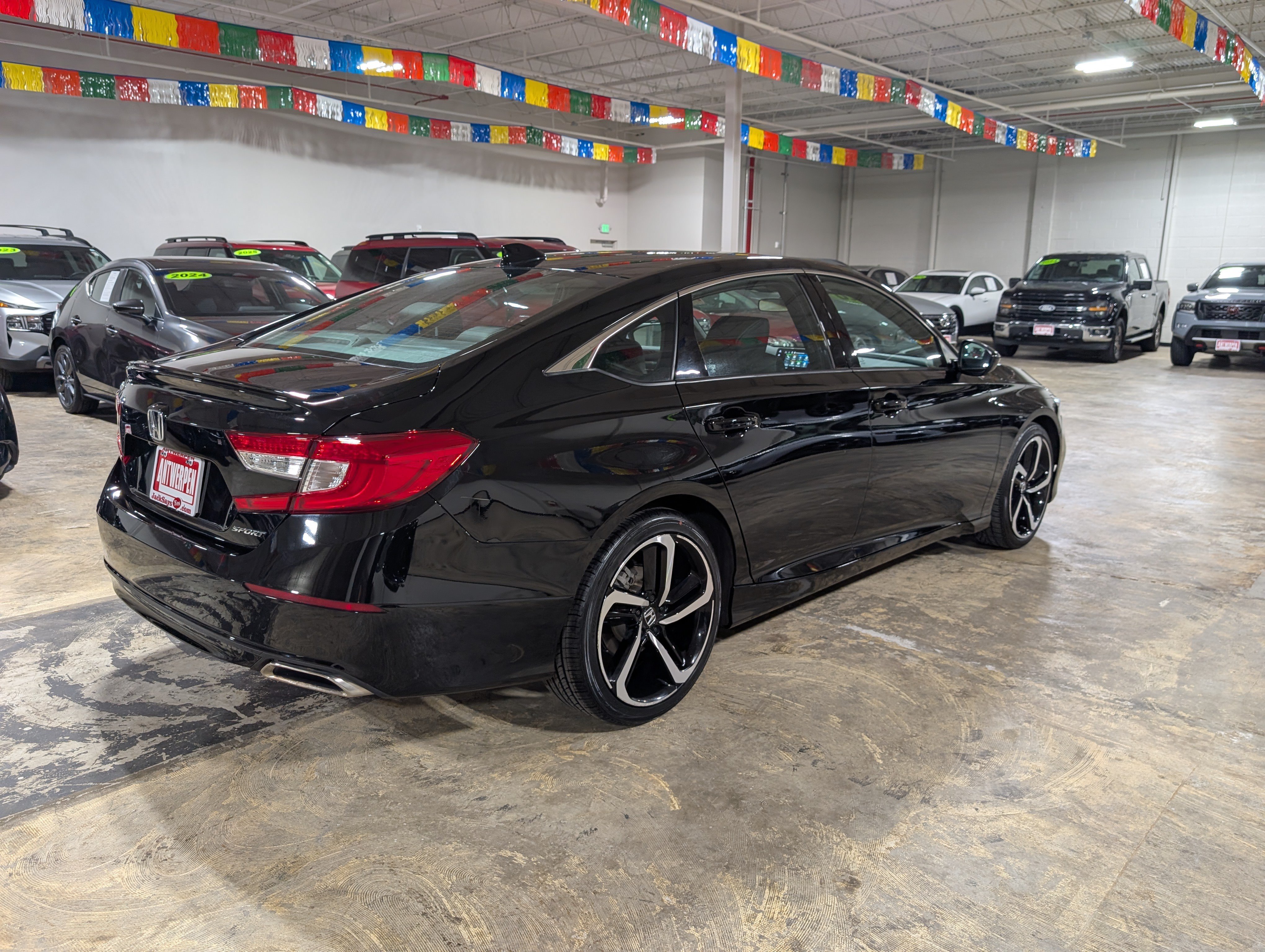 Used 2020 Honda Accord Sport image 3