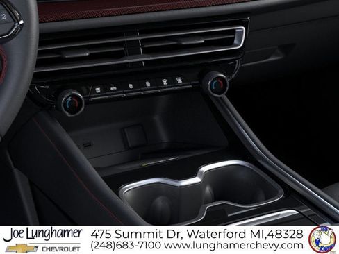 New 2027 Chevrolet Traverse RS w/ LPO, Floor Liner Package AWD/4WD image 23