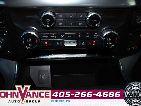 Used 2021 Ford F150 Lariat image 38