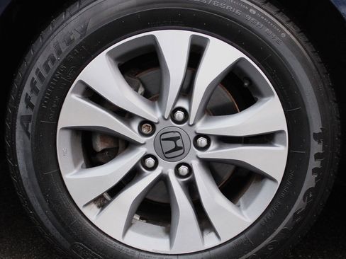 Used 2013 Honda Accord LX image 10