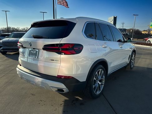 Used 2024 BMW X5 xDrive40i w/ Premium Package image 21