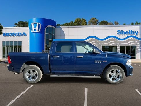 Used 2018 RAM 1500 Express w/ Express Value Package image 9
